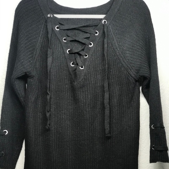 Black Lace Up Knit Oversized Sweater - Picture 5 of 8